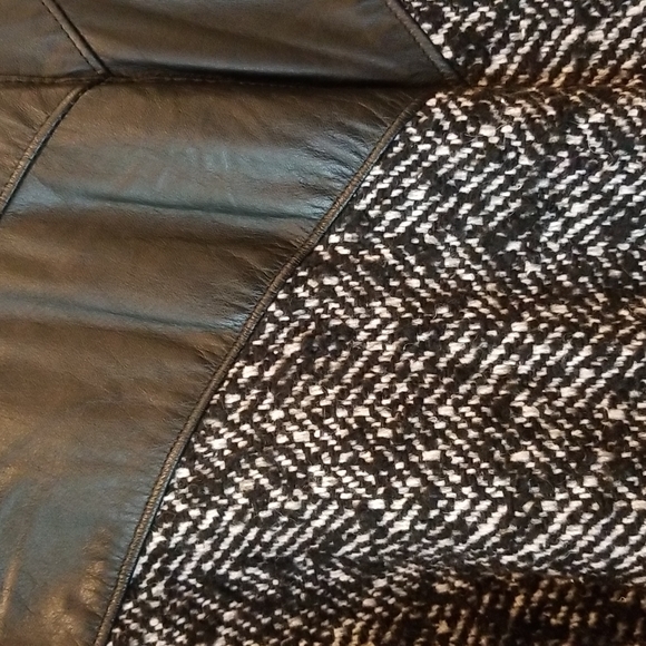 Leather & Tweed Coat ♥ - Picture 8 of 10